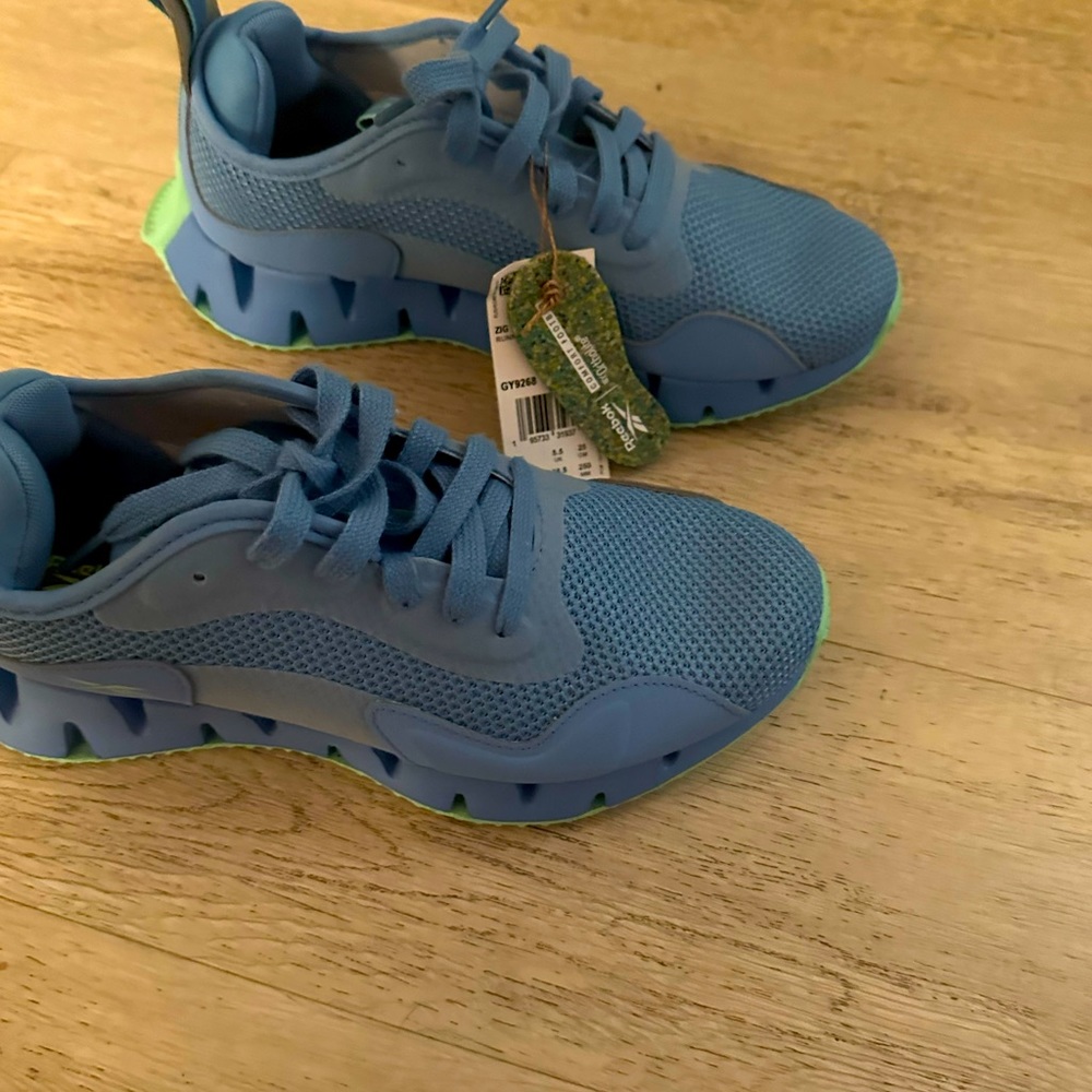 Reebok new with tags blue and mint green sneakers